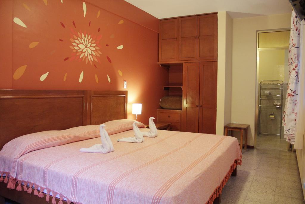 Hotel Florida Oaxaca Oda fotoğraf